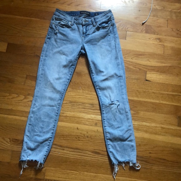 Lucky Brand light wash skinny jeans - Picture 1 of 4